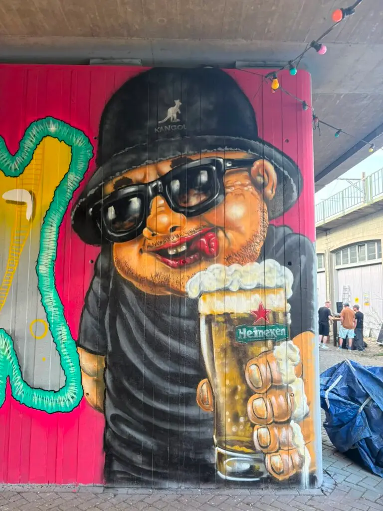Crosstown artist Aces